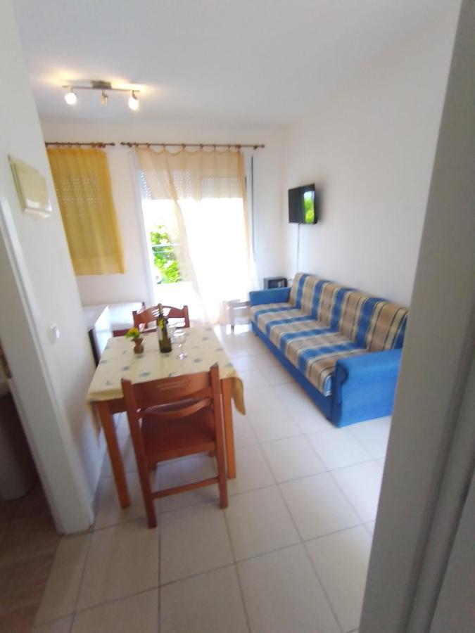 Apartments Gregory & George Ханиоти Екстериор снимка