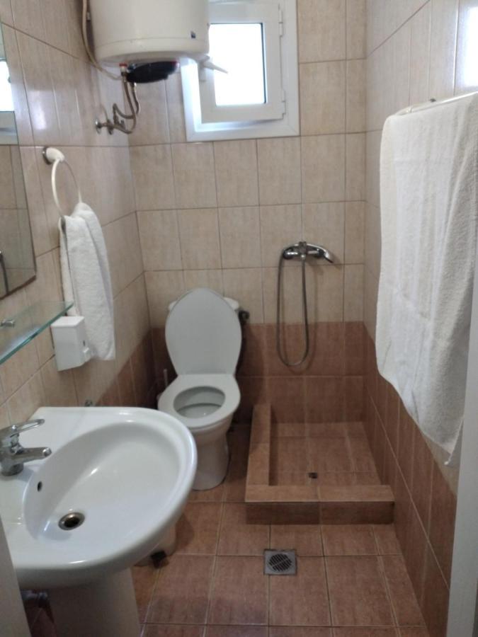 Apartments Gregory & George Ханиоти Екстериор снимка