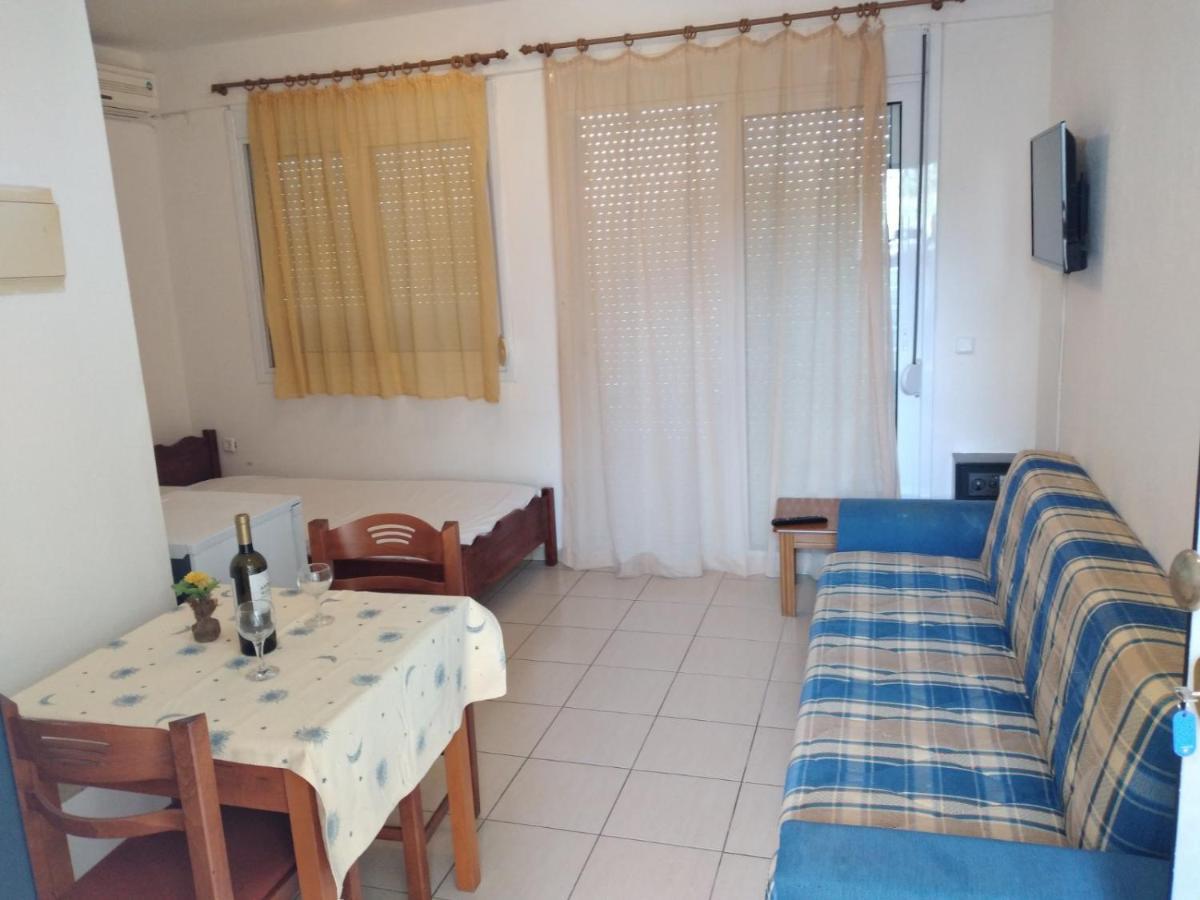 Apartments Gregory & George Ханиоти Екстериор снимка