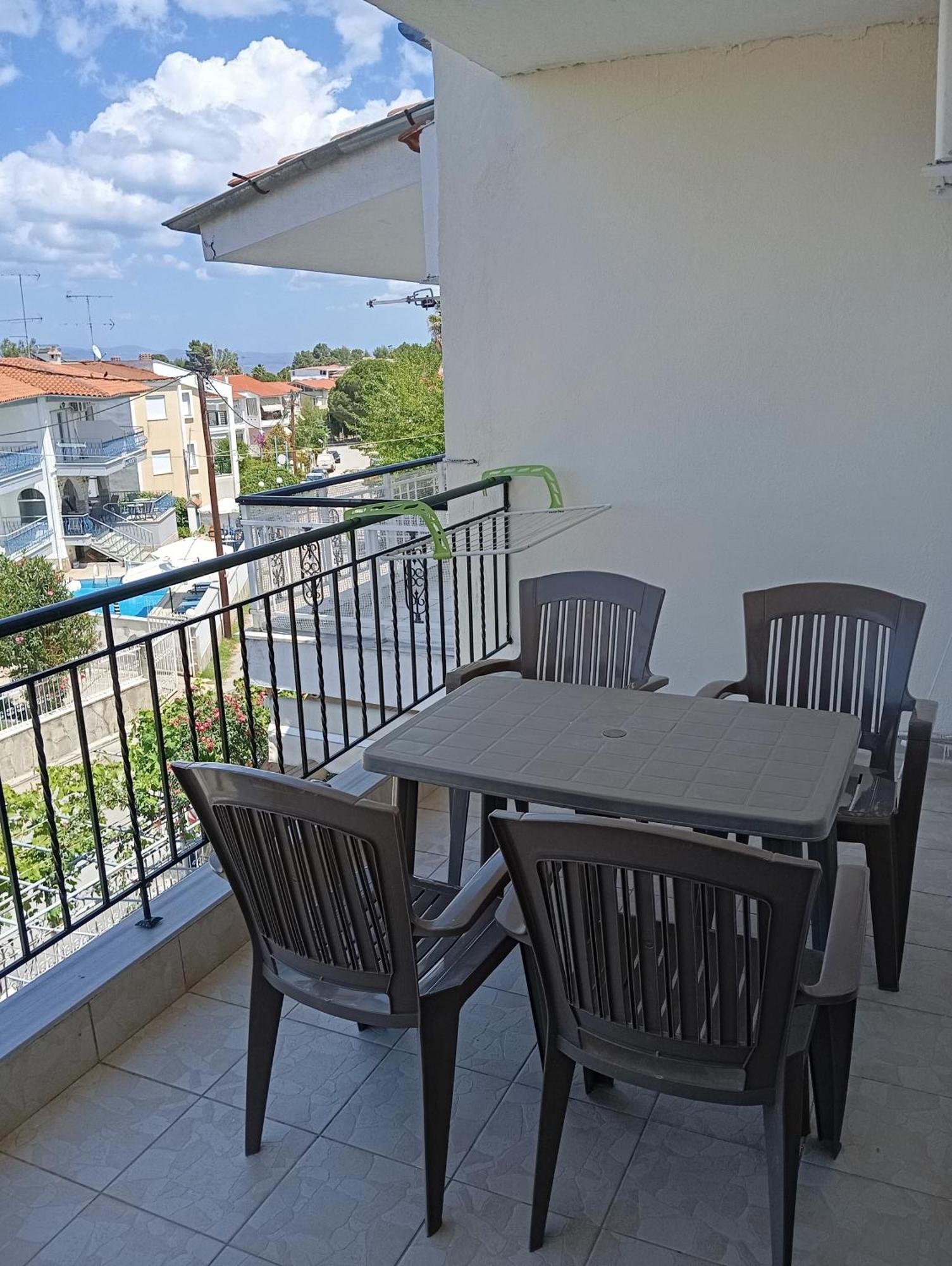 Apartments Gregory & George Ханиоти Екстериор снимка