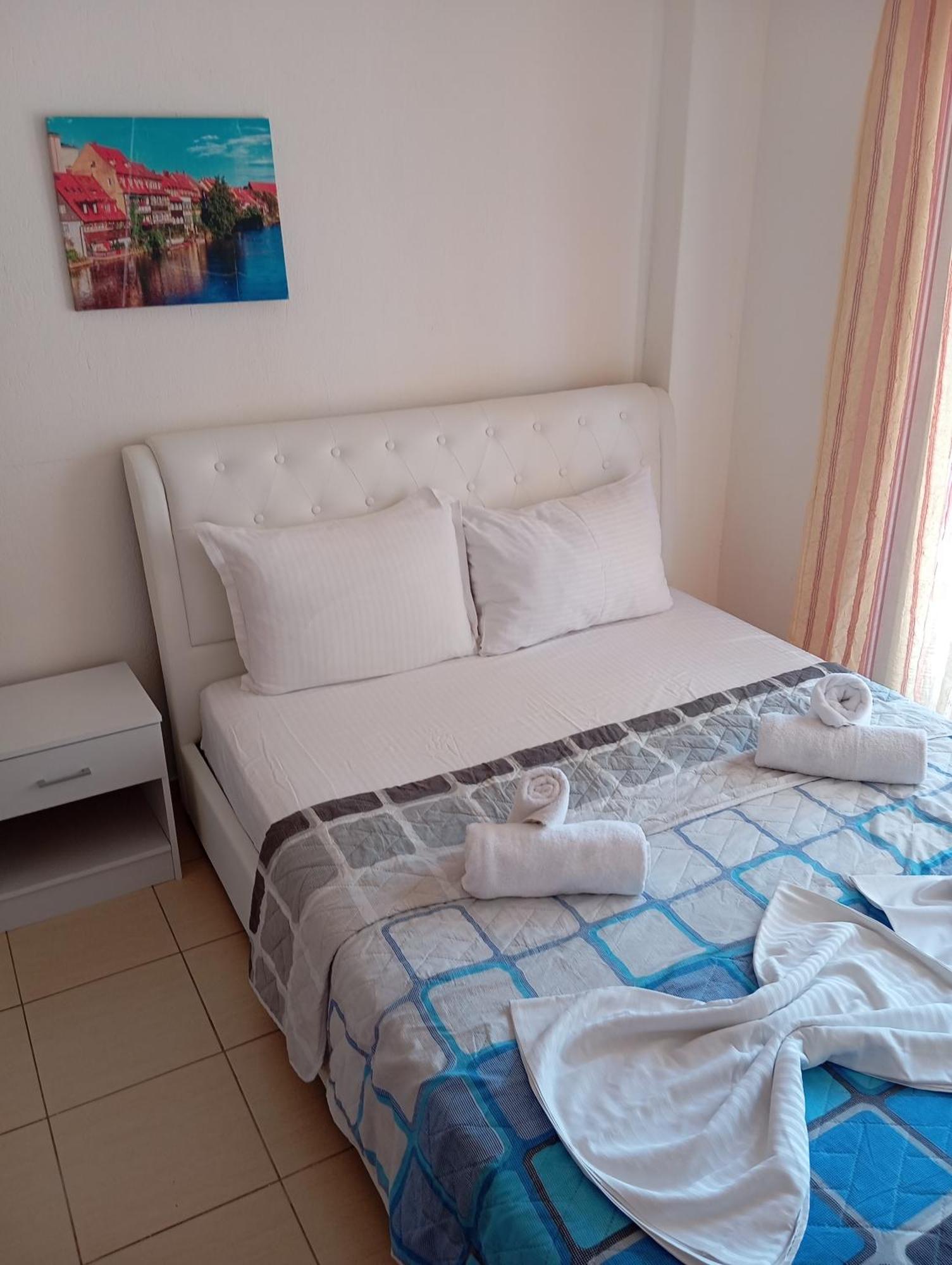 Apartments Gregory & George Ханиоти Екстериор снимка