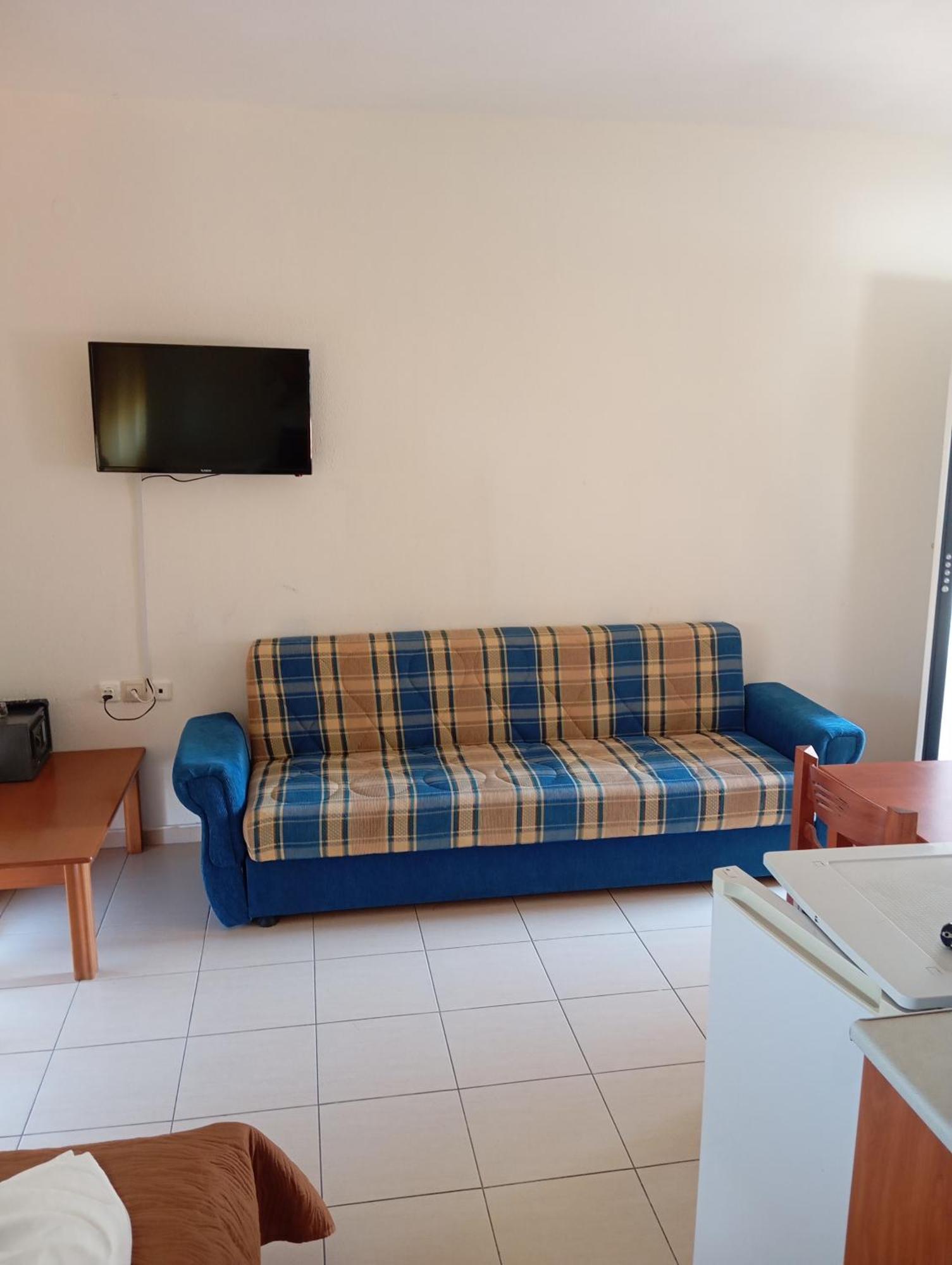 Apartments Gregory & George Ханиоти Екстериор снимка