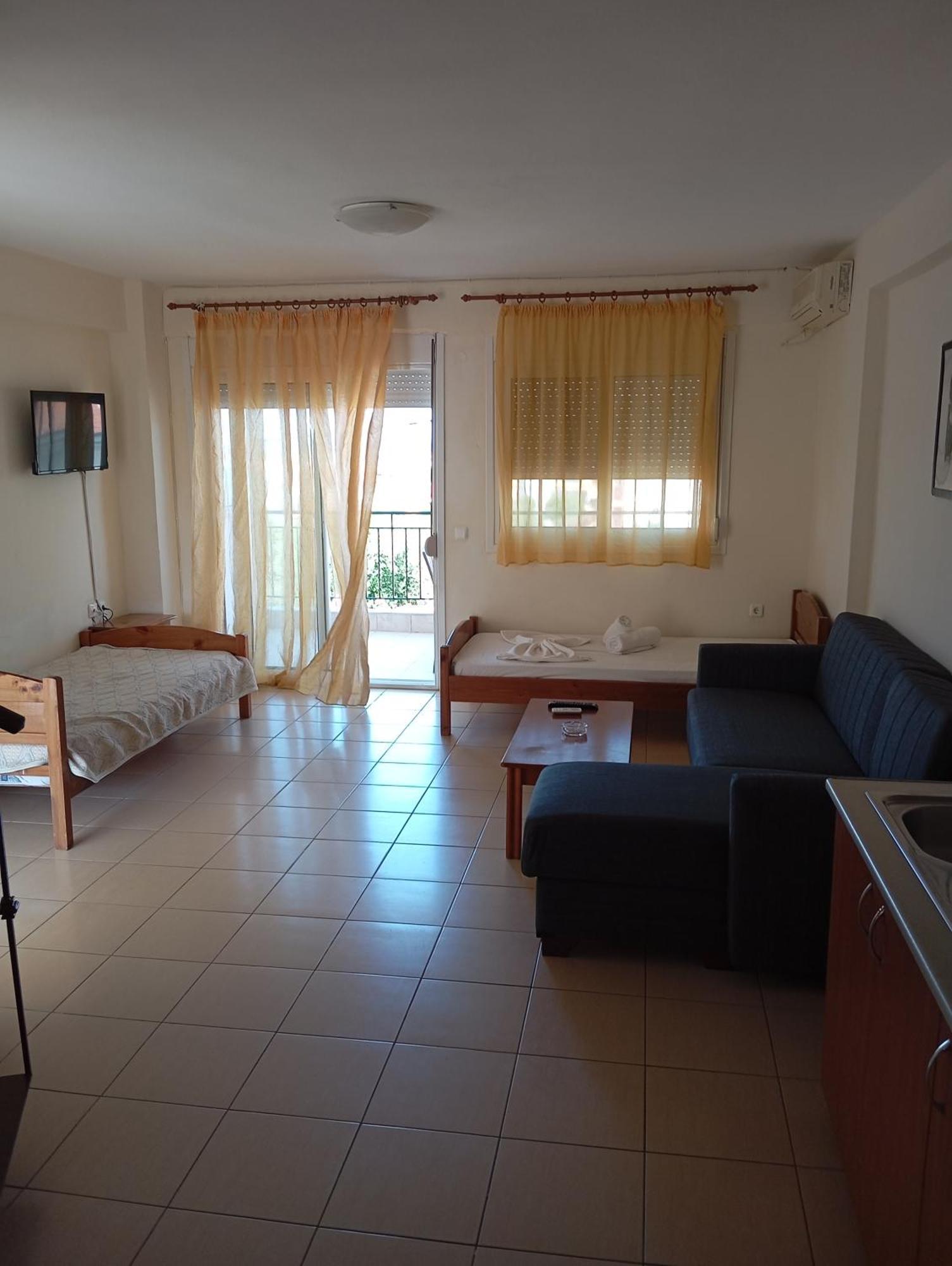 Apartments Gregory & George Ханиоти Екстериор снимка